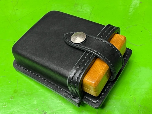 フライボックス用レザーケース