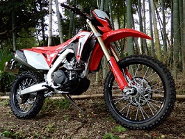 ＣＲＦ450林道ツーリングへ