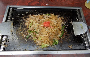 鉄板焼きそば！