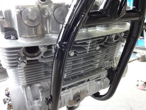エンジン搭載！（ＣＢ７５０Ｆｏｕｒ）