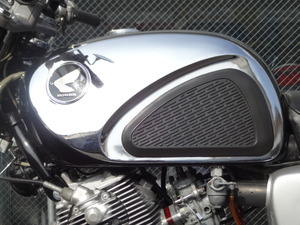 ＣＢ７２　（日本の名車）