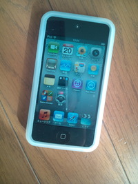 iPod TOUCH