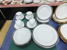 ノリタケ食器セットがお買い得!!