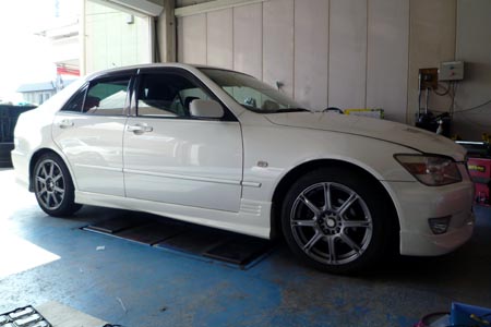 TRUST車高調